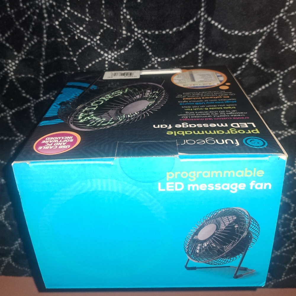 Fungear Programmable LED Message Fan - Picture 6 of 7